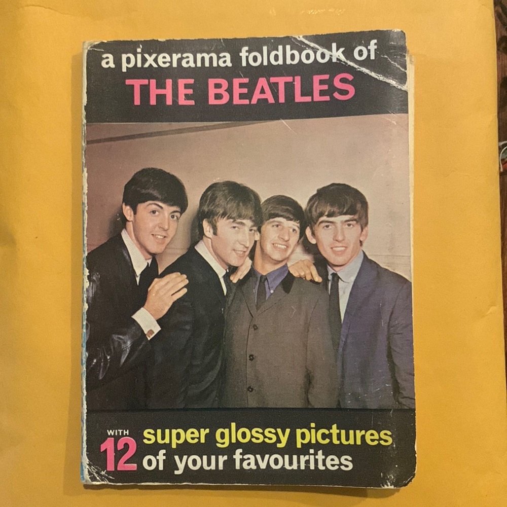 The Beatles Pixerama Fold Book with 12 Super Glossy Pictures and Stories